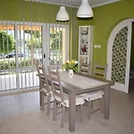 شقة Zsolnay *