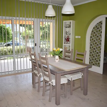 Apartamento Zsolnay *