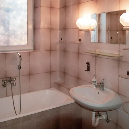 Zsolnay דירה שיופוק