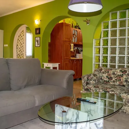 Zsolnay * שיופוק