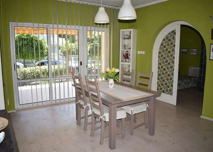 Apartman Zsolnay *